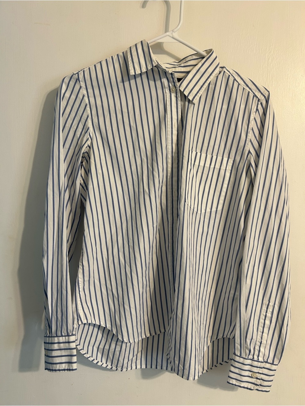 GAP Classic White Button-Up Shirt with Blue Stripes, 100% Cotton